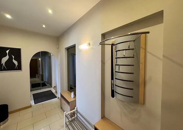 Manufaktura & Zoo & Atlas Arena District Parking Lejlighed