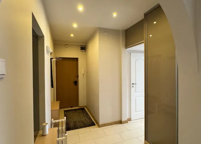 Manufaktura & Zoo & Atlas Arena District Parking Lejlighed *