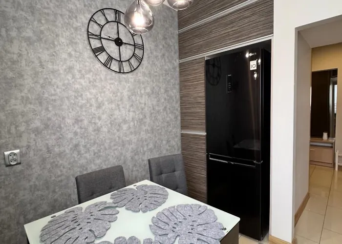 Manufaktura & Zoo & Atlas Arena District Parking *